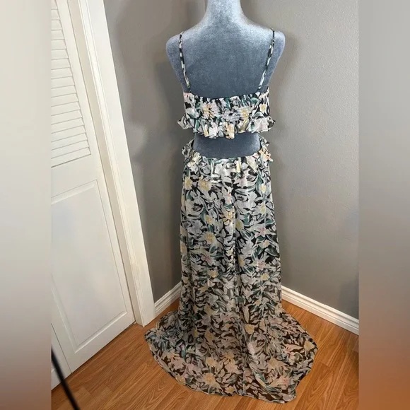ASTR The Label Palace Floral Cutout Maxi Dress Size L - Picture 8 of 16